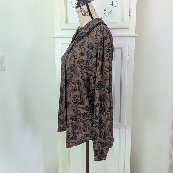 Vintage Floral Print Blouse With Peter Pan Collar - Picture 6 of 13
